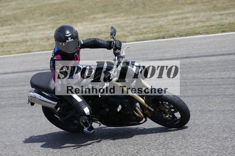 /Archiv-2025/30 23.06.2025 Get Faster Caremotion ADR/Rider Academy gruen/4